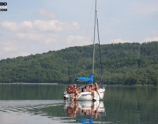 Velero nudista (170)