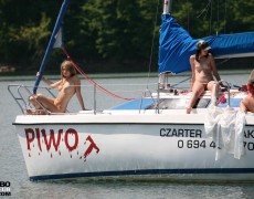 Velero nudista (26)
