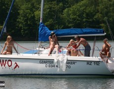 Velero nudista (27)