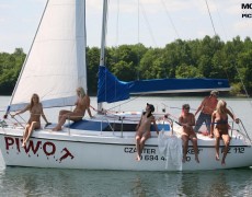 Velero nudista (31)