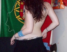 Hermosa pelirroja desnuda y mamando (23)