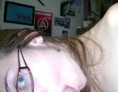 Trola con lentes mamando (15)