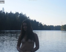 Dos dulces teen desnudas en un rio (11)