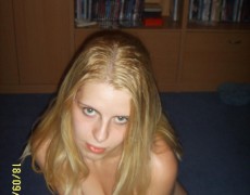 Preciosa rubia desnuda (30)