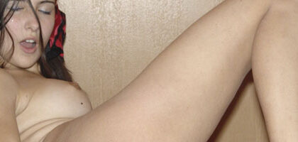 Teen Abriendo su Vagina