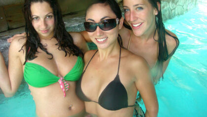 Orgia con tres bellas chicas